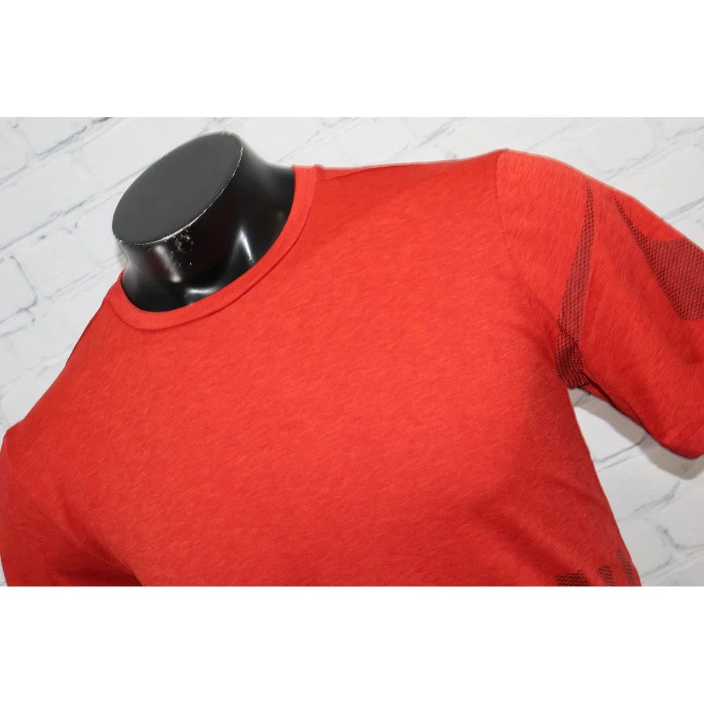 Nike Dri-FIT Gym Workout Shirt Mens Medium Red Short Sleeve Graphic Training Tee